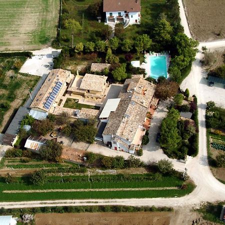 Agriturismo Il Casale Morrovalle 外观 照片